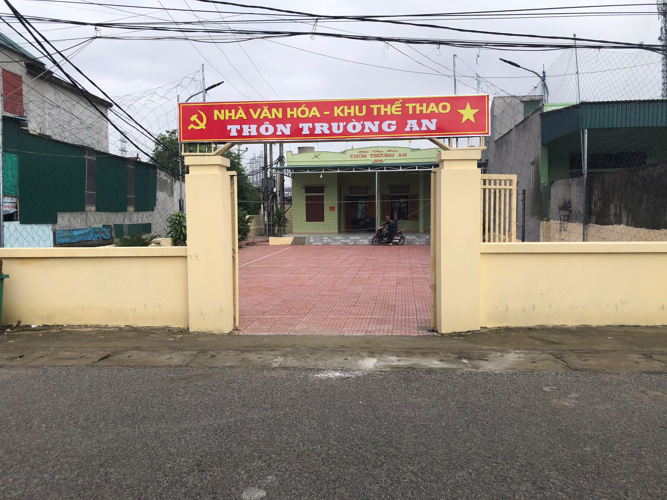 Anh-tin-bai